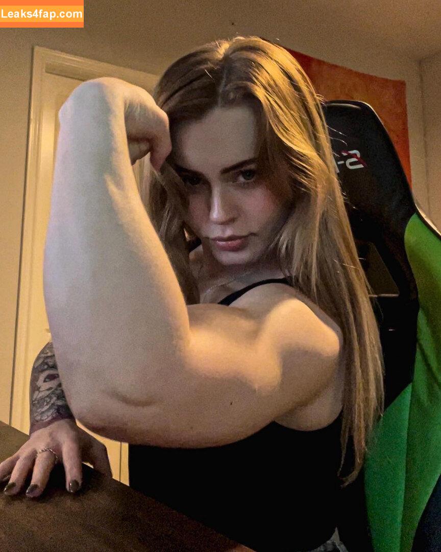 ayshiaschisel /  leaked photo photo #0002