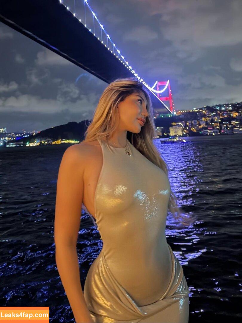 ayy1see /  leaked photo photo #0134