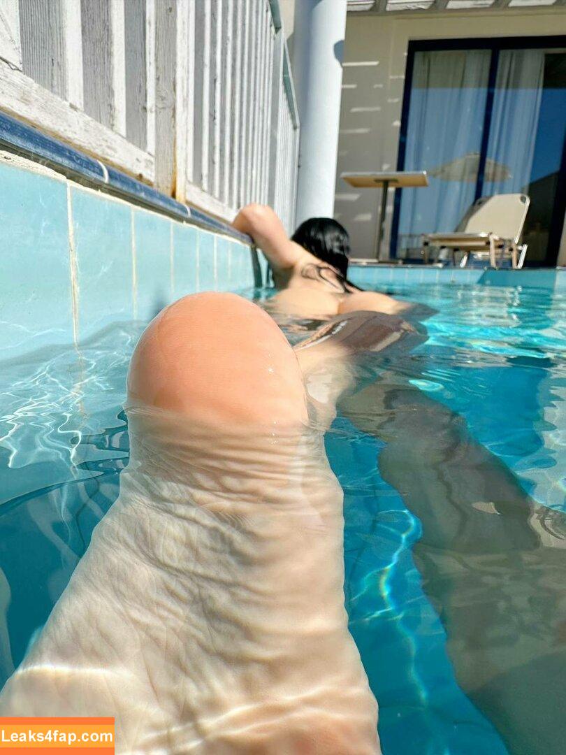 B_u_l_o_c_h_k_a / B U L O C H K A / bulochkatyt leaked photo photo #1010