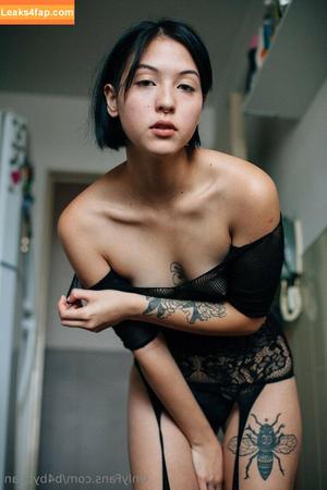 B4bychan photo #0047