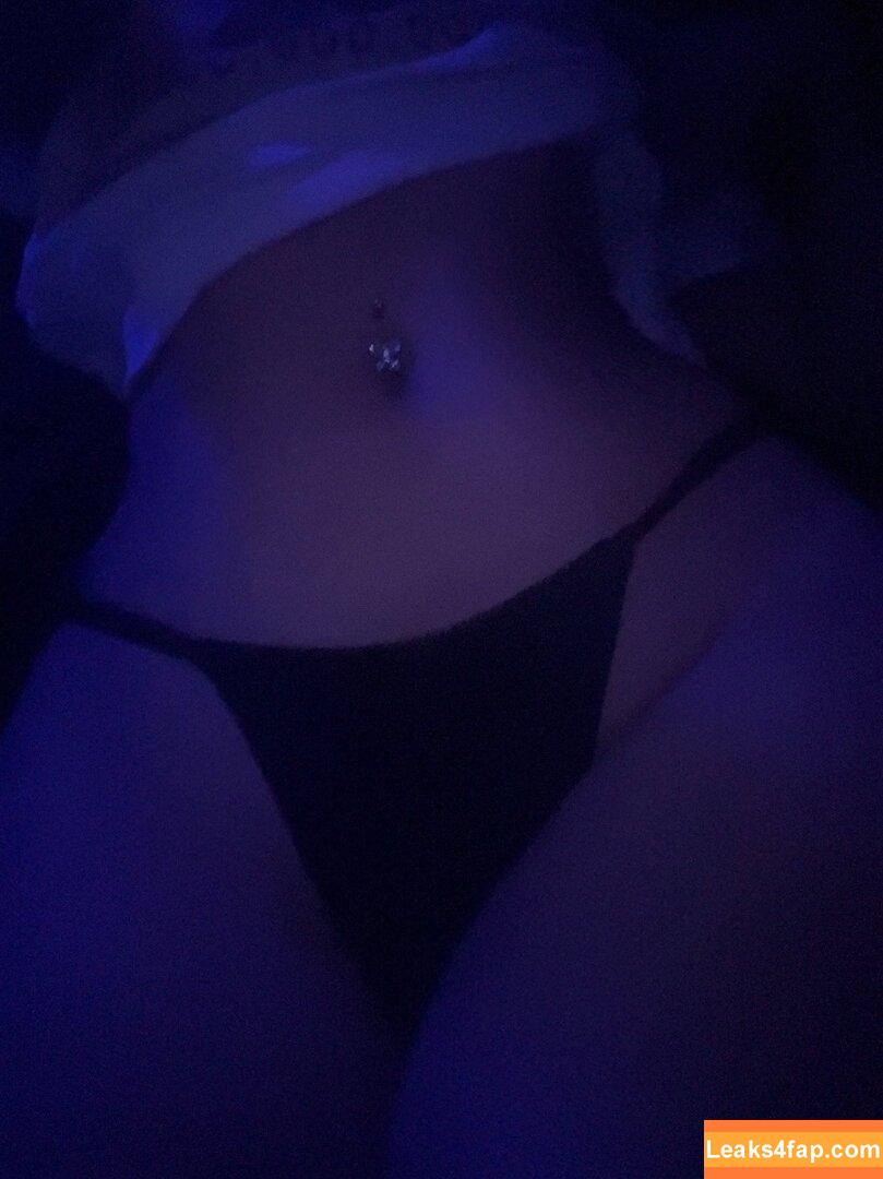 babagirl free nudes