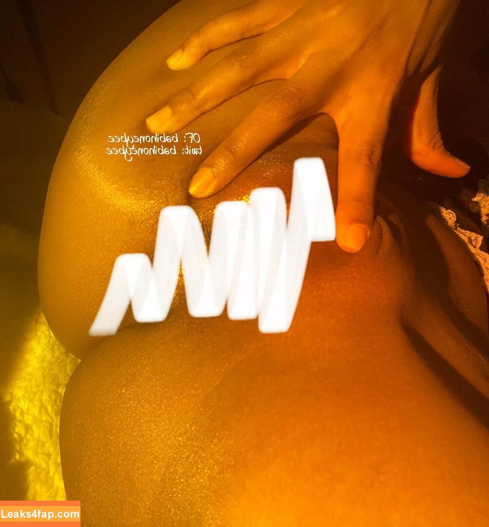 babihoneybee / honeyybee.bby leaked photo photo #0033
