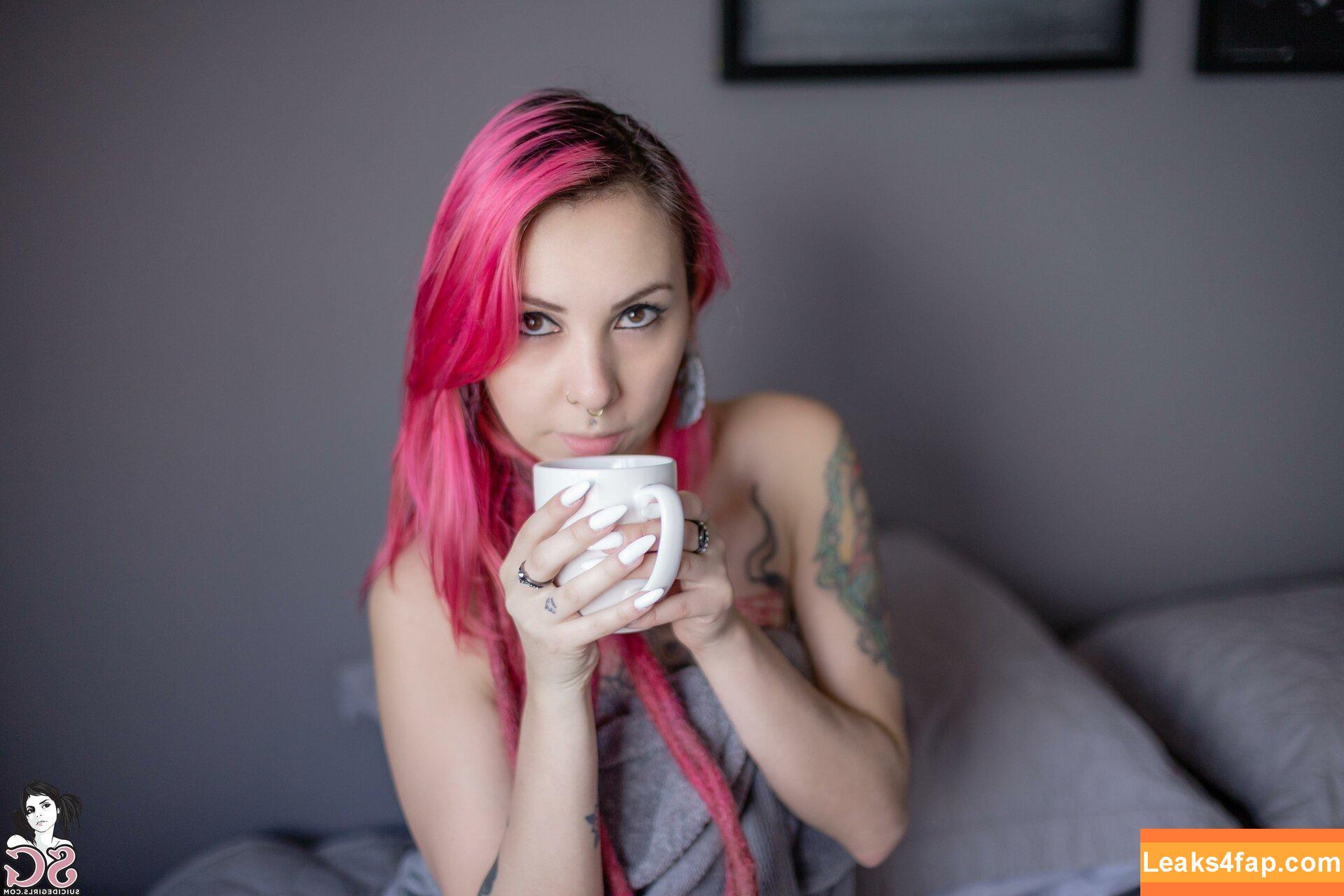 Babilina Suicide / babilinasuicide слитое фото фото #0018