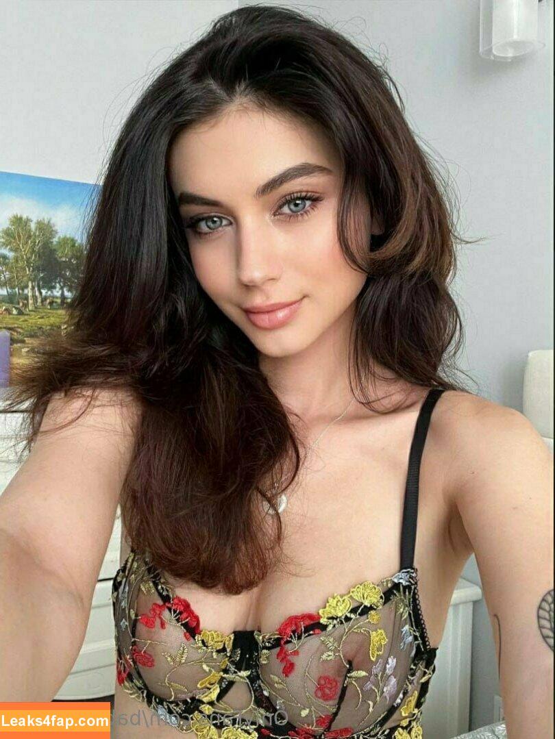 baby_cherrry / Stormibee / baby_cherry42 leaked photo photo #0347