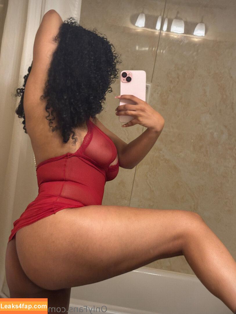 babyaleeli / babyadira / bbythang / bbythangg leaked photo photo #0014