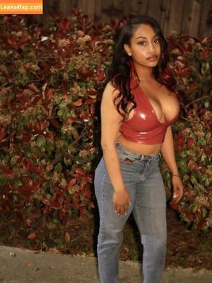 babyaleeli photo #0009