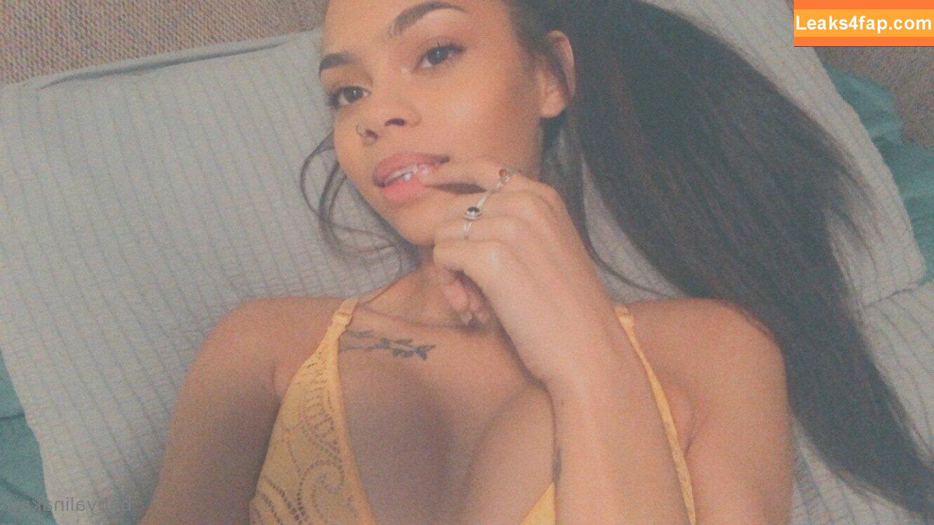 babyalinakay / theplayroom4329 leaked photo photo #0004