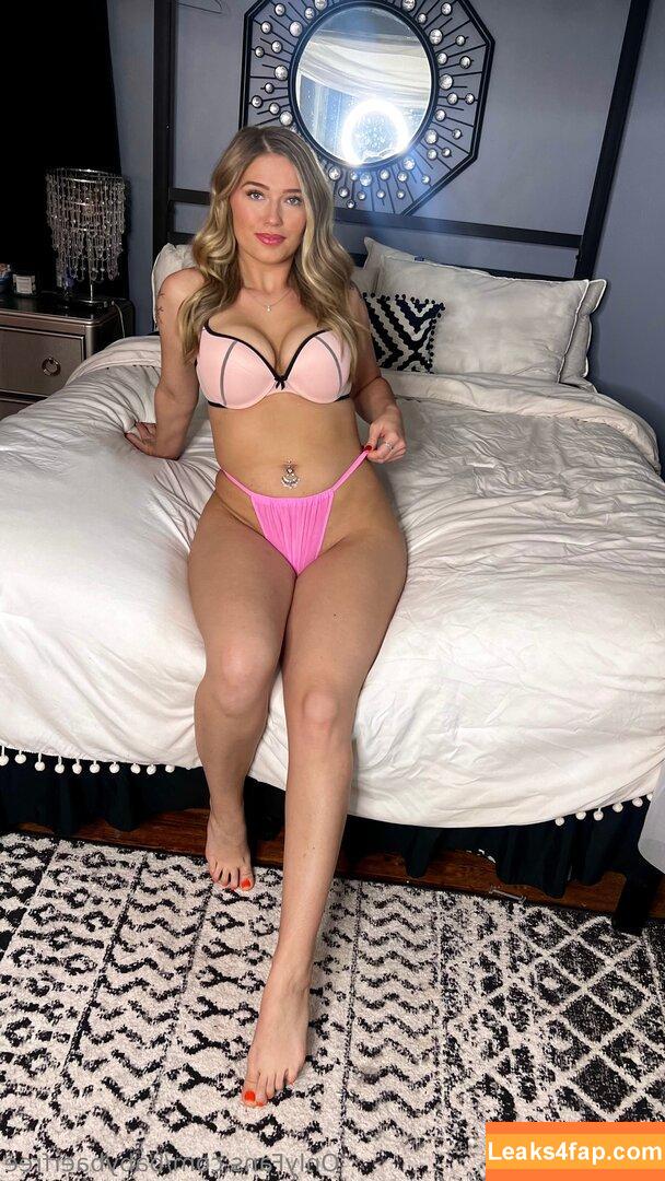 babybaerfree /  leaked photo photo #0001