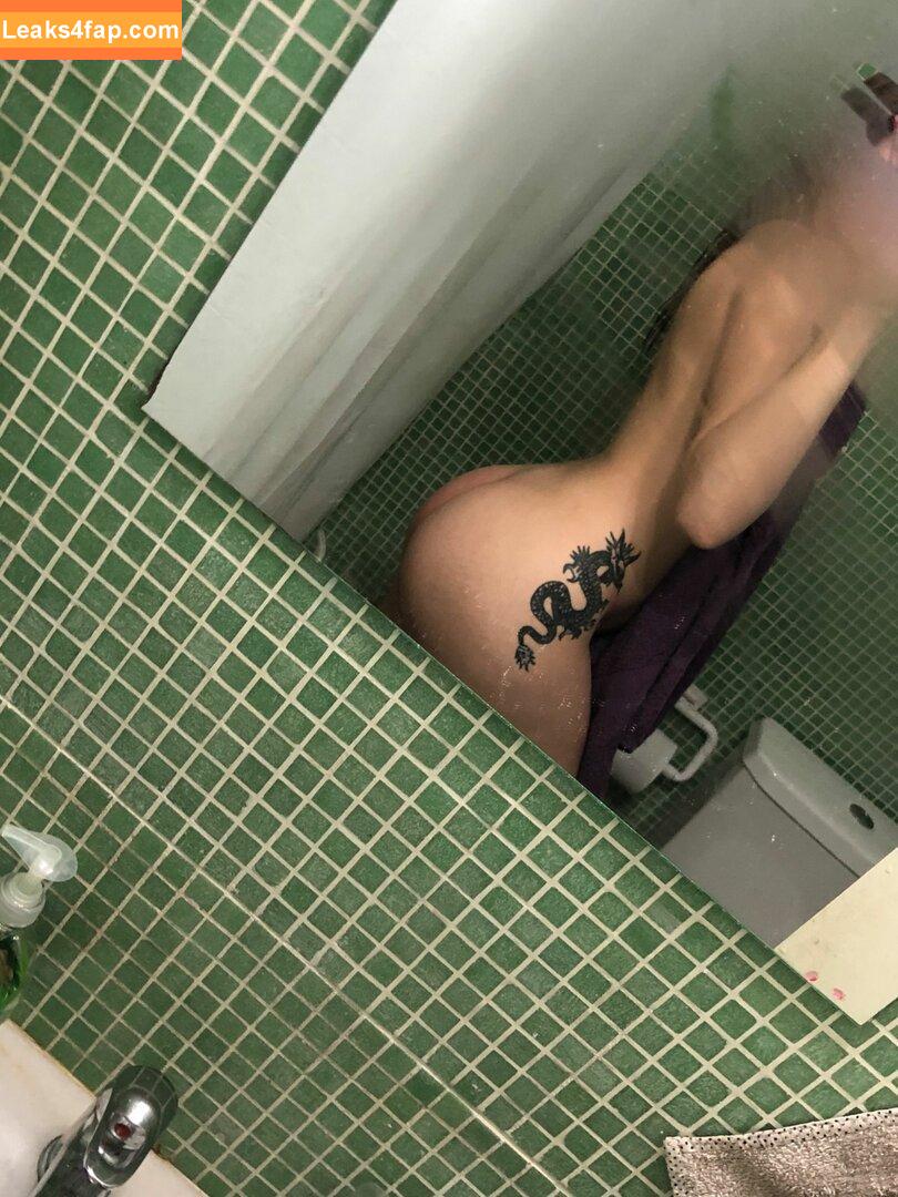 Babygirl69 / Itsbritneybitchhx / yourbabygurl21 leaked photo photo #0009