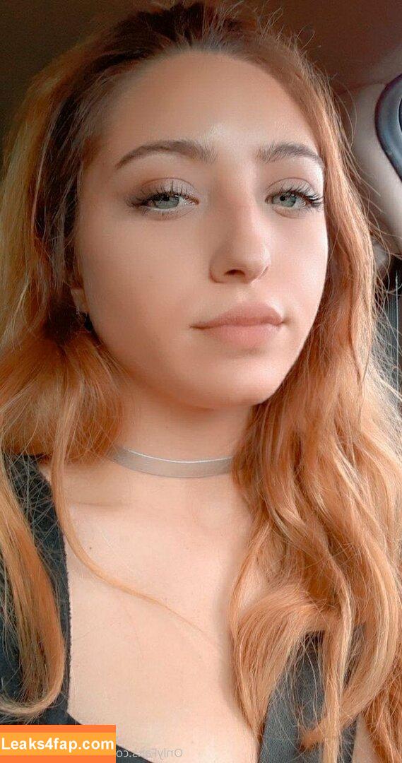 babygirlagoddess / yourfavsucubus leaked photo photo #0092