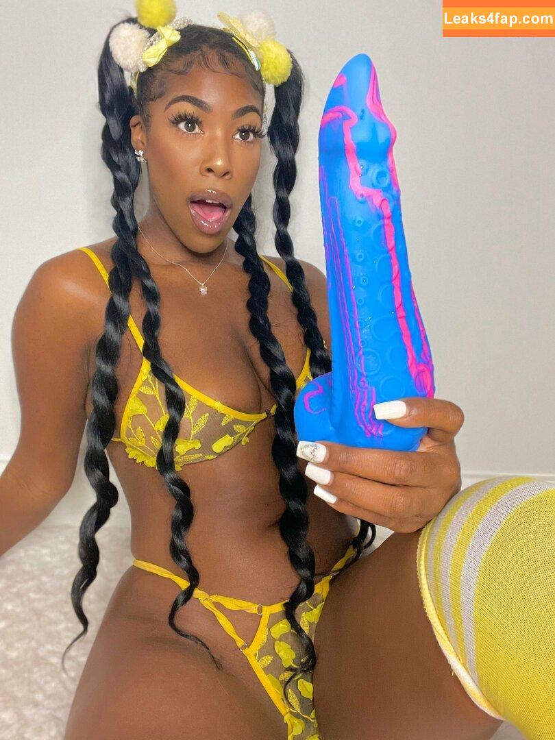 babygirlnaomii / babygirlnaomii._ leaked photo photo #0074