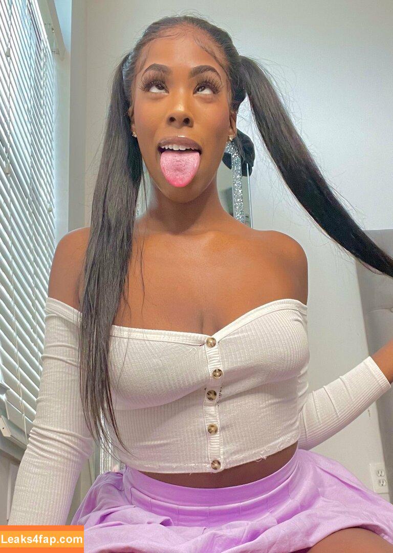 babygirlnaomii / babygirlnaomii._ leaked photo photo #0128