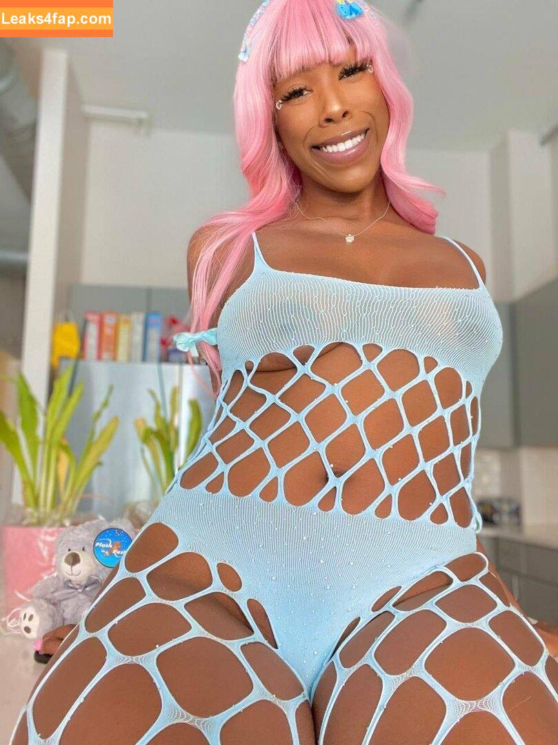 babygirlnaomii / babygirlnaomii._ leaked photo photo #0287