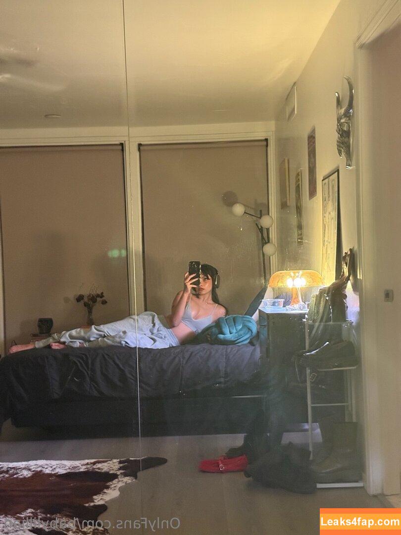 babylillian /  leaked photo photo #0011