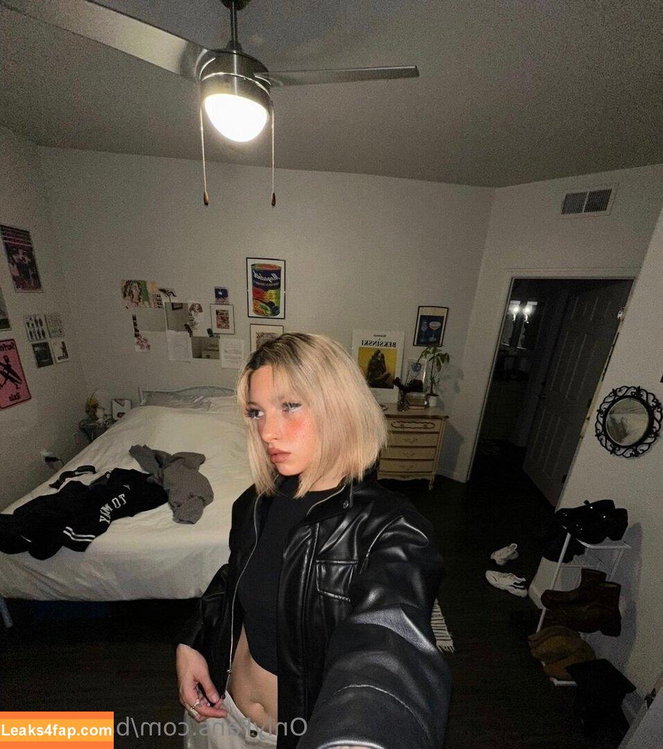 babylillian /  leaked photo photo #0013