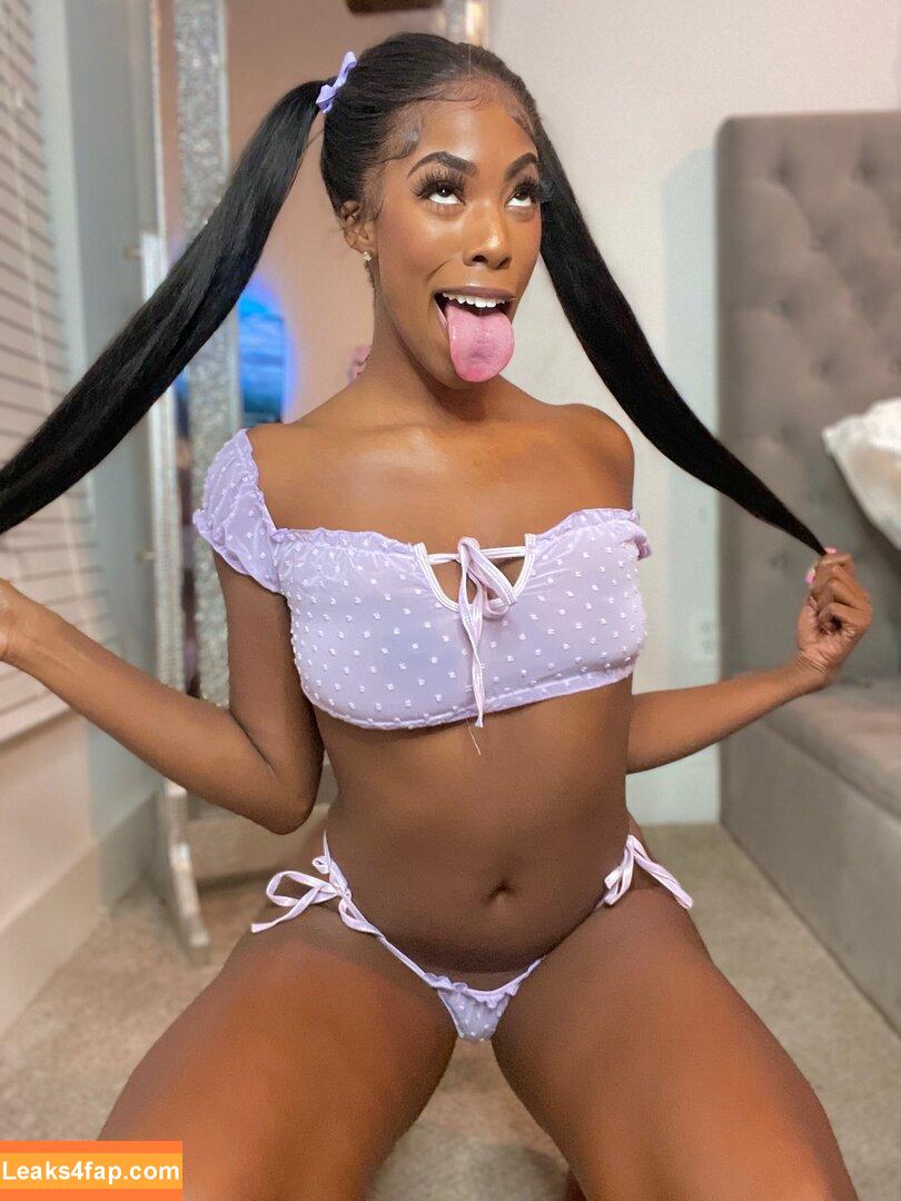 babylilydoll / babydoll_bee leaked photo photo #0008
