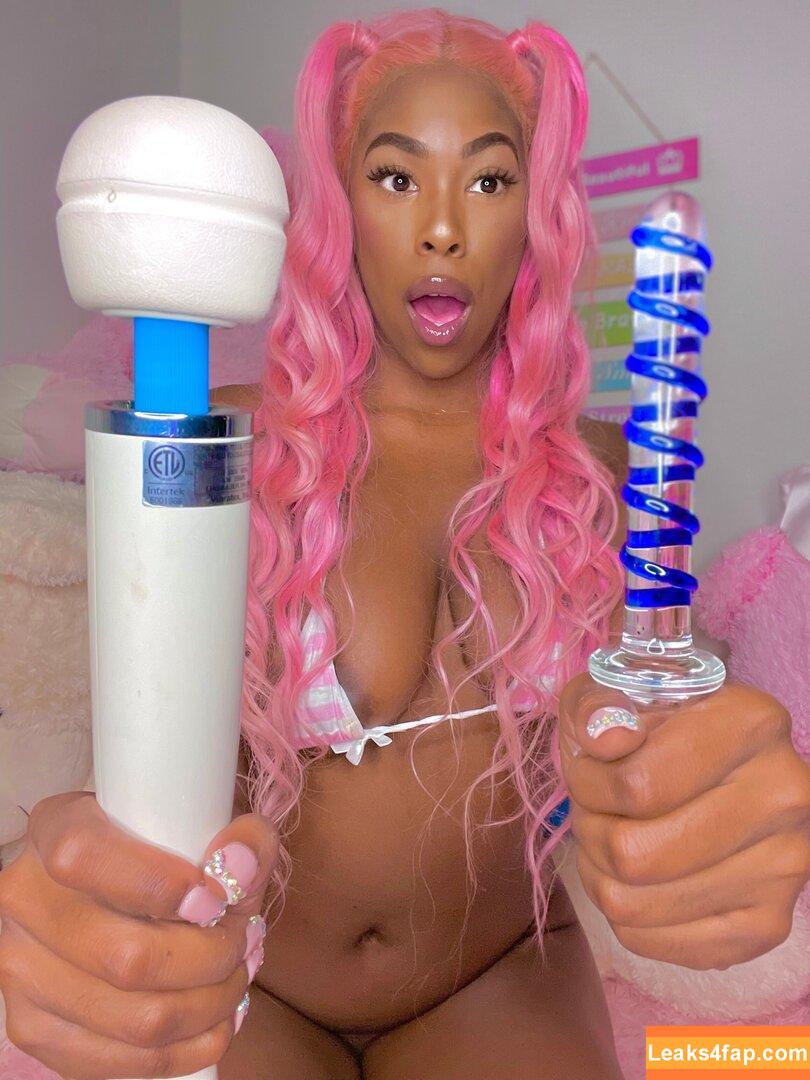 babylilydoll / babydoll_bee leaked photo photo #0060