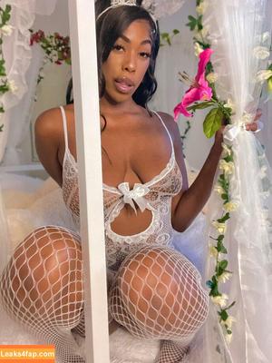 babylilydoll photo #0011