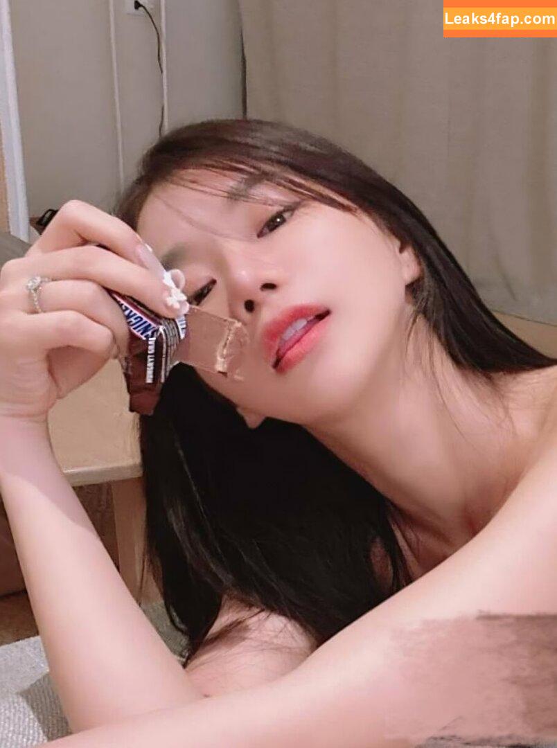 babymangpor / bmangpor leaked photo photo #0933