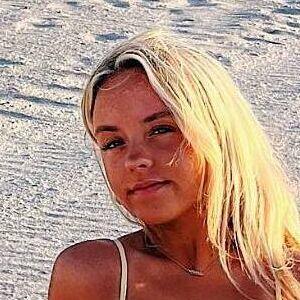 babyybrielle photo #0024