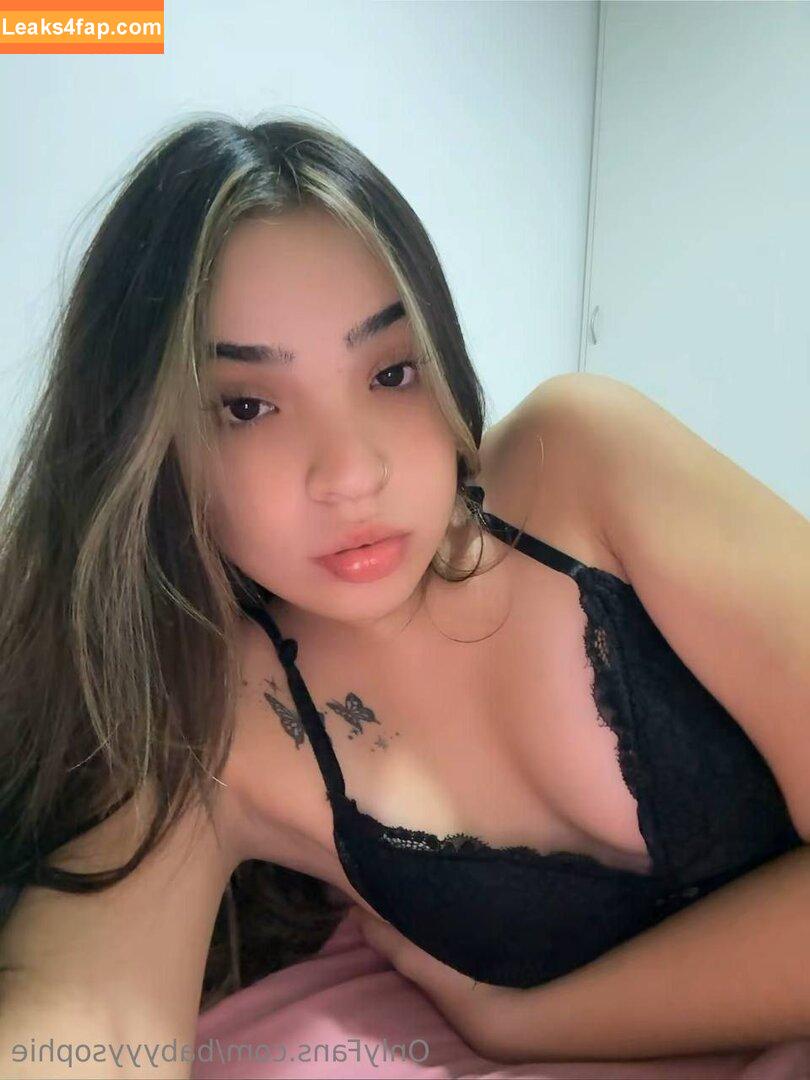 babyyysophie / sweetest__babyyysophie leaked photo photo #0003