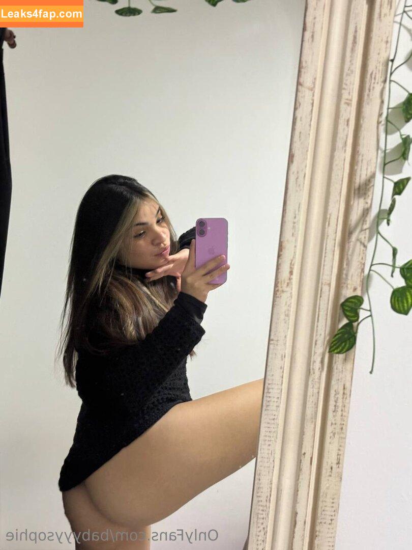 babyyysophie / sweetest__babyyysophie leaked photo photo #0011