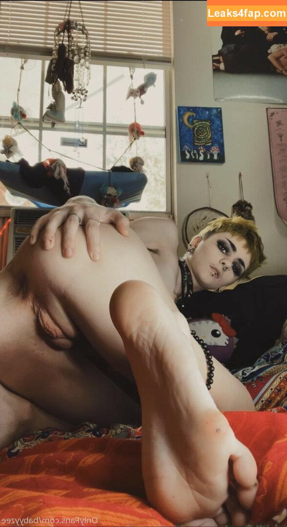 Babyyzee / babyyzee_ слитое фото фото #0006