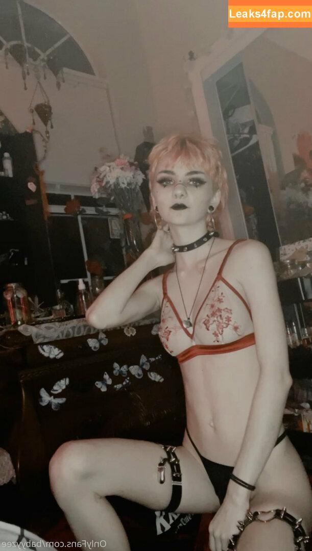 Babyyzee / babyyzee_ leaked photo photo #0105