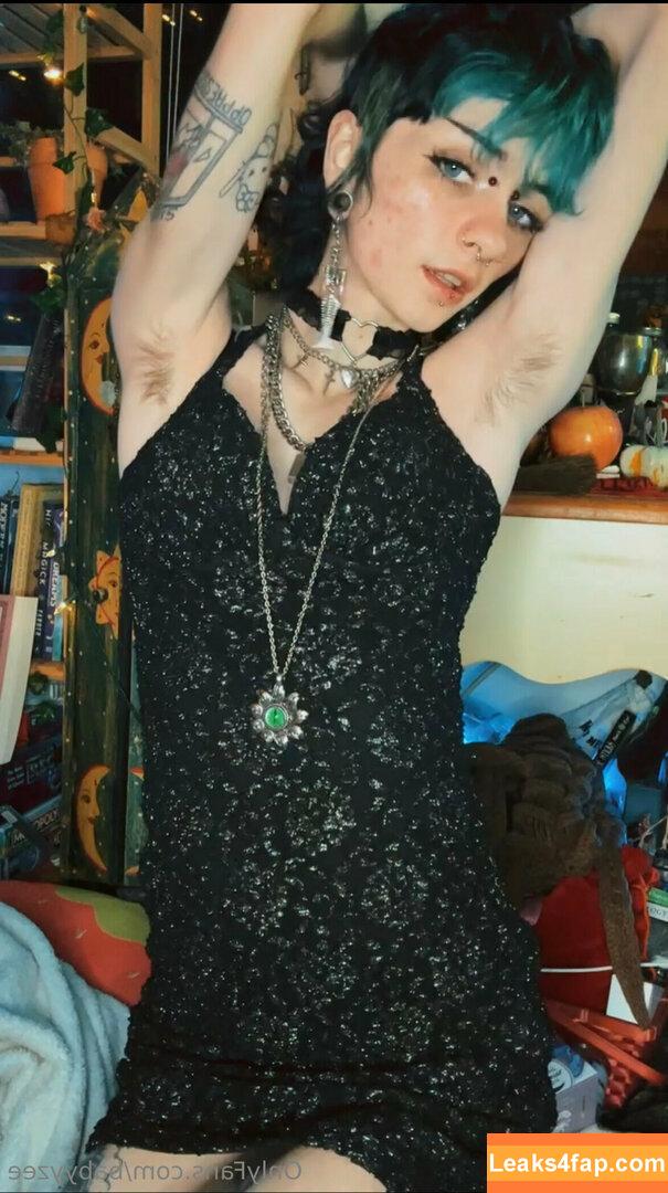 Babyyzee / babyyzee_ leaked photo photo #0378