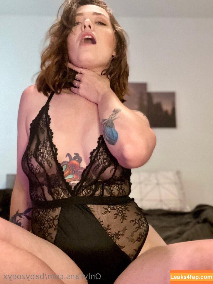 babyzoeyx / babyyzoe_ / zoeybrooks leaked photo photo #0246