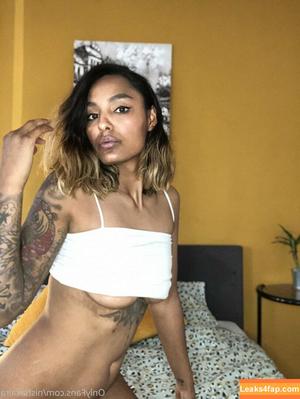 Bad Girl Kaira photo #0033