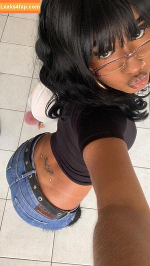 baddiejuu photo #0079