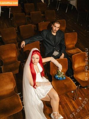 badmomzjay photo #0260