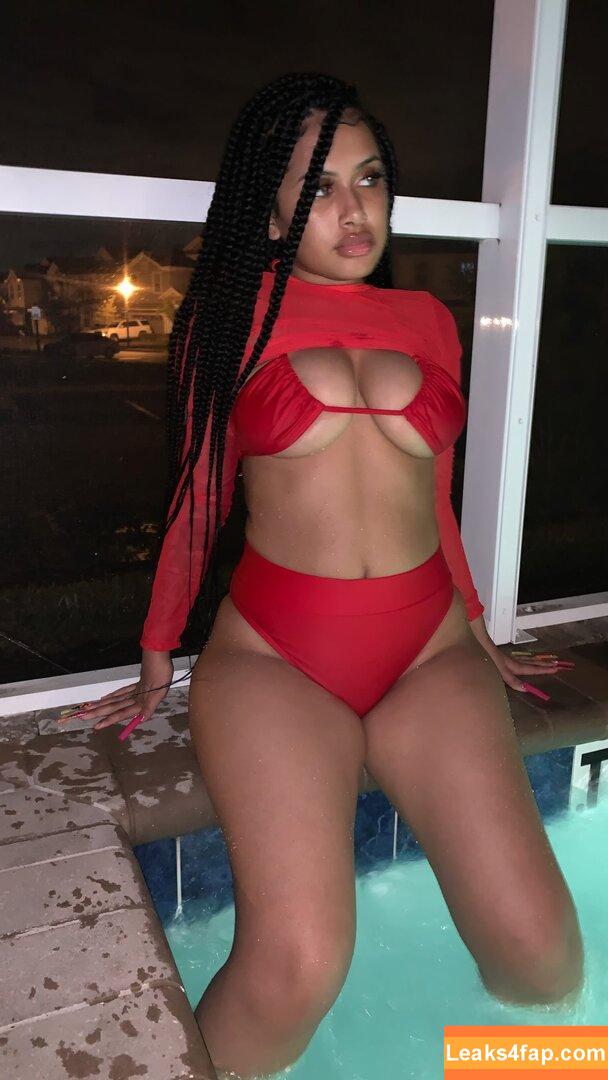 Badnana / badnana_ / https: leaked photo photo #0004