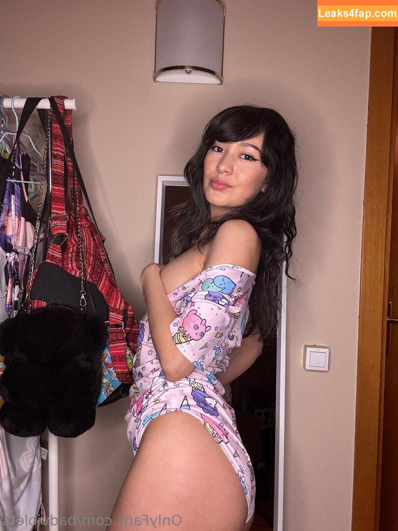 badviolets /  leaked photo photo #0080