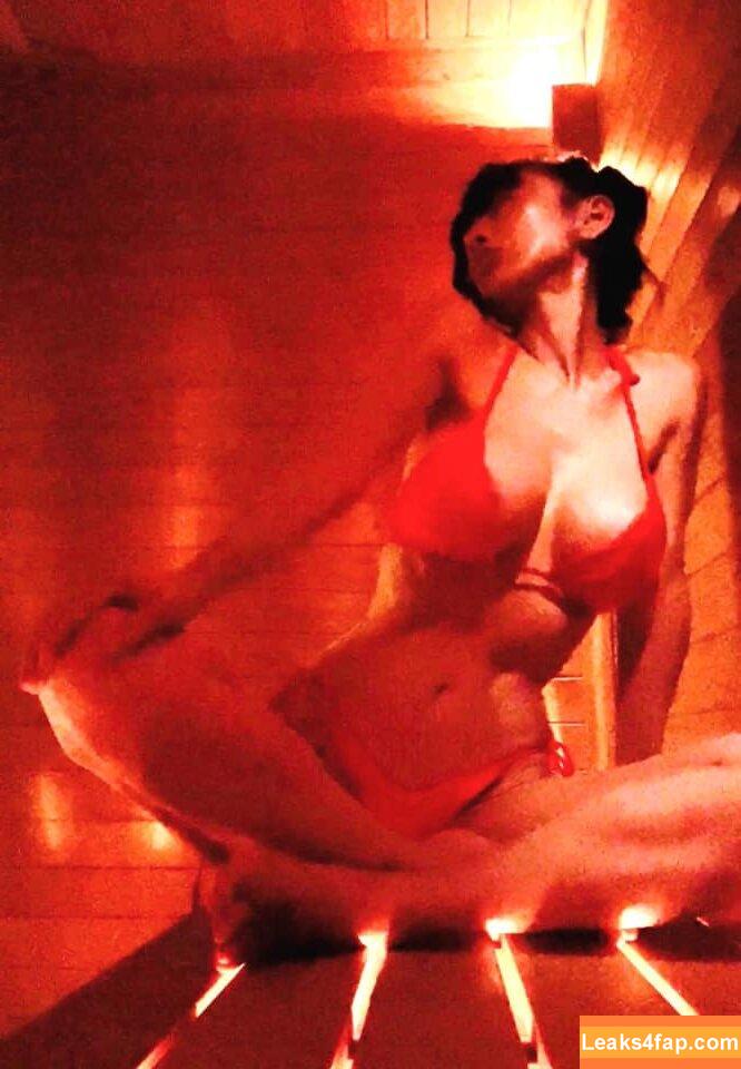 Bai Ling / iambailing leaked photo photo #0062