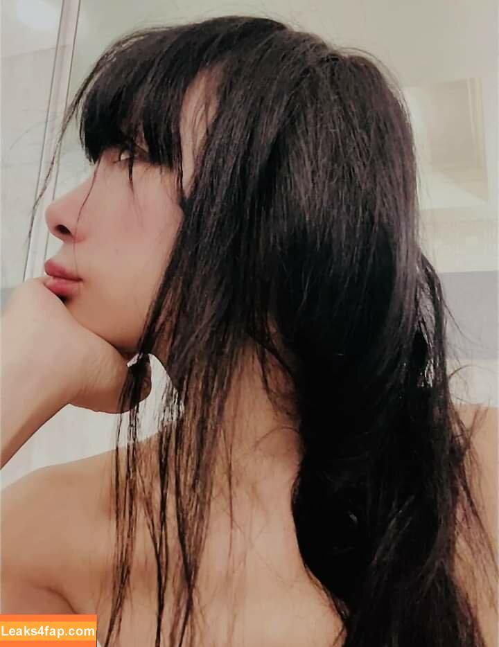 Bai Ling / iambailing leaked photo photo #0185