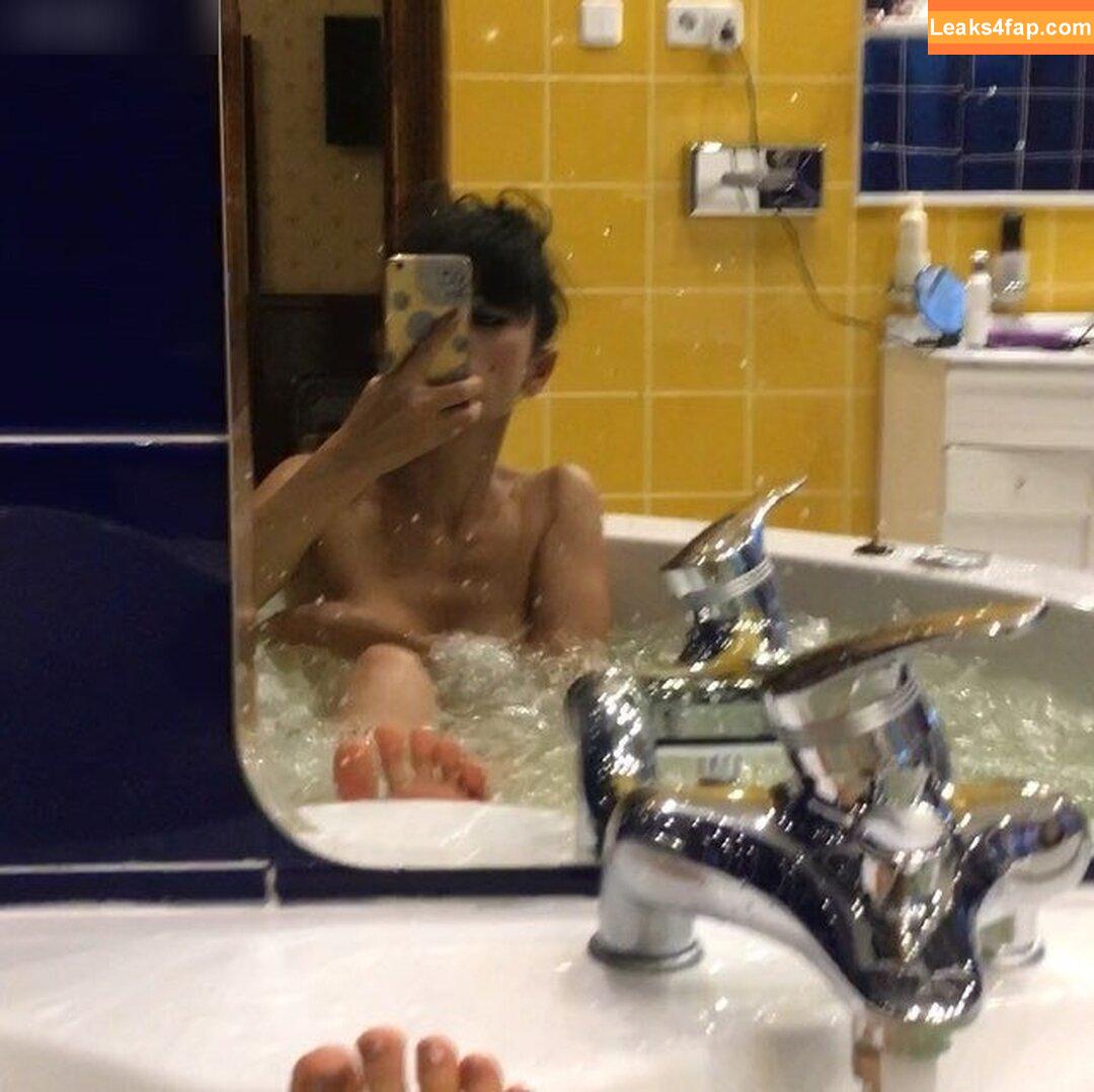 Bai Ling / iambailing leaked photo photo #0513