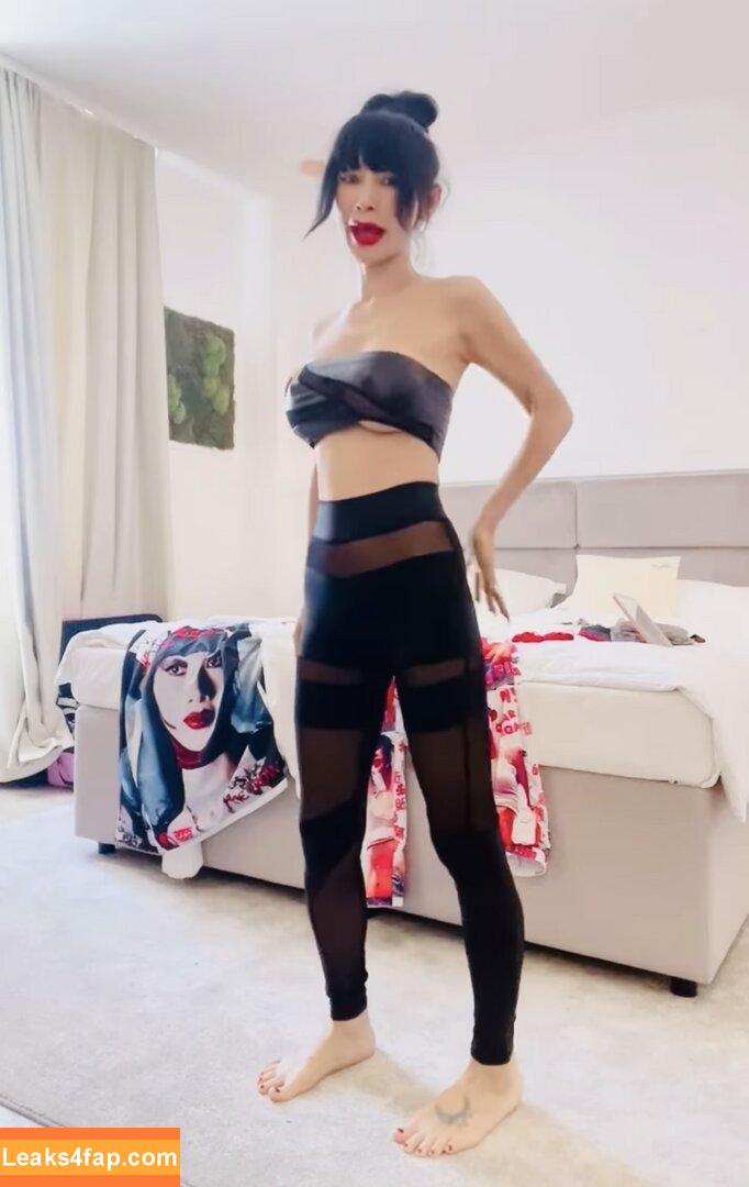 Bai Ling / iambailing leaked photo photo #0559