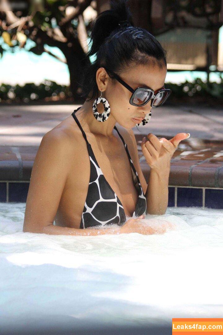 Bai Ling / iambailing leaked photo photo #0606