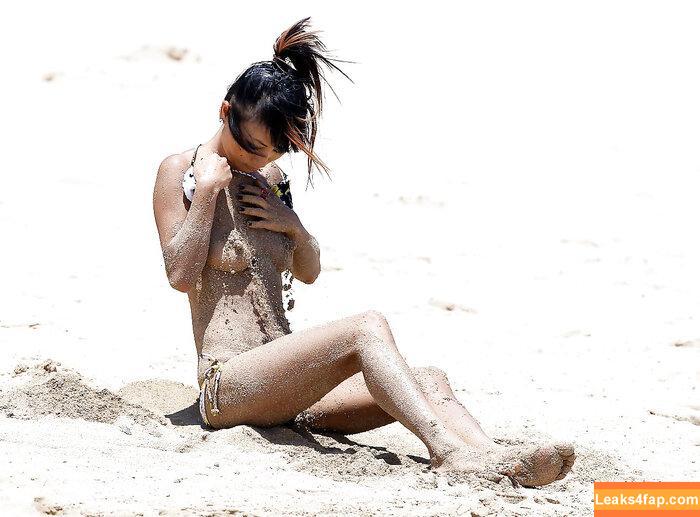 Bai Ling / iambailing leaked photo photo #1051