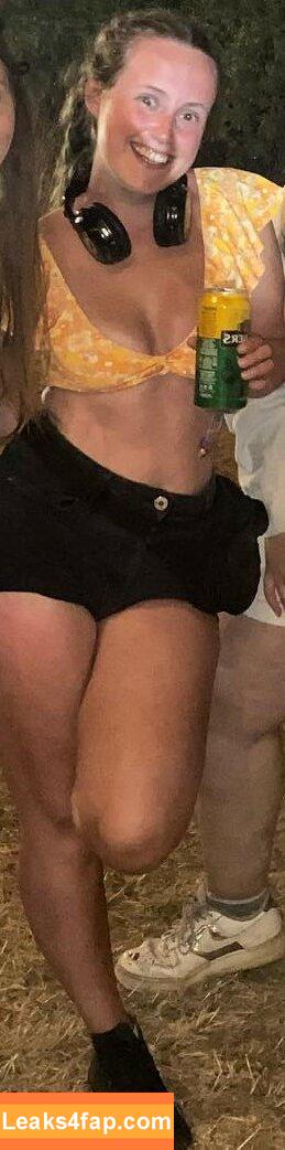 Baianinhapopozuda / Raissa Martins / raissamartinsrb leaked photo photo #0015