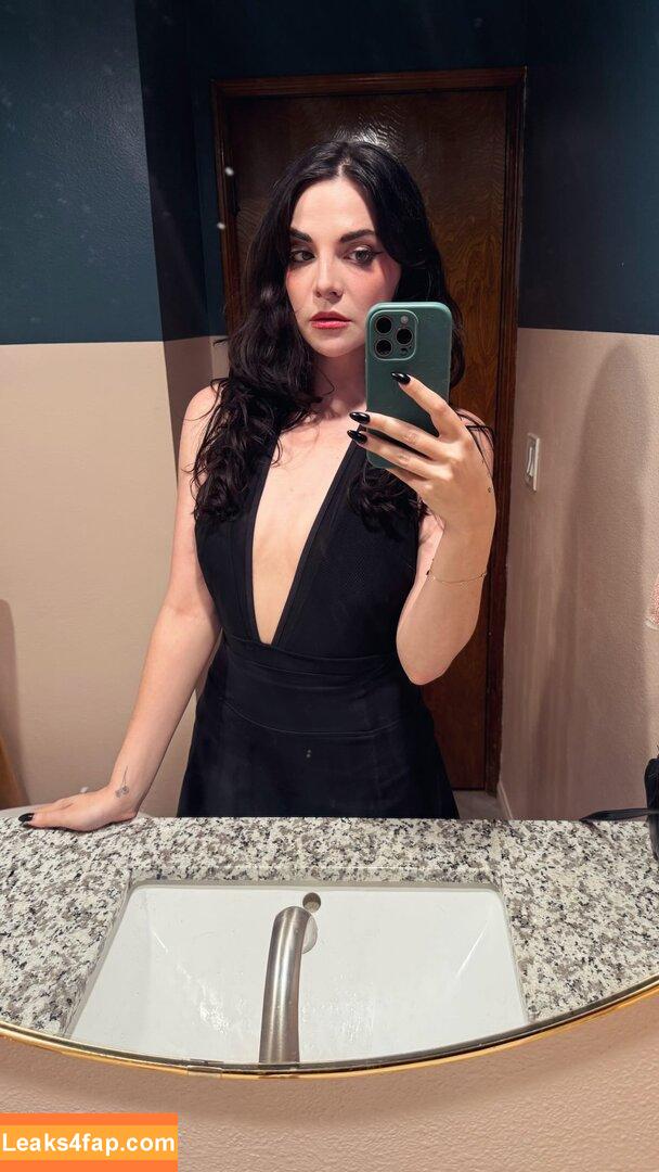 Bailey Meyers / bailienvspredator leaked photo photo #0036