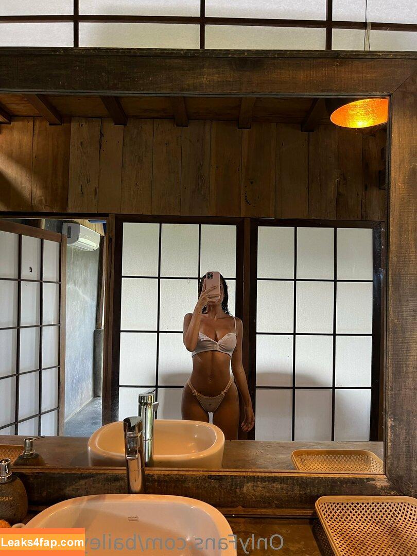 baileyscarlett / bailey.scarlett leaked photo photo #0048