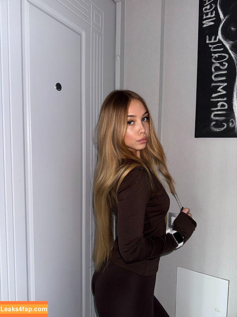 bambybelle /  leaked photo photo #0023