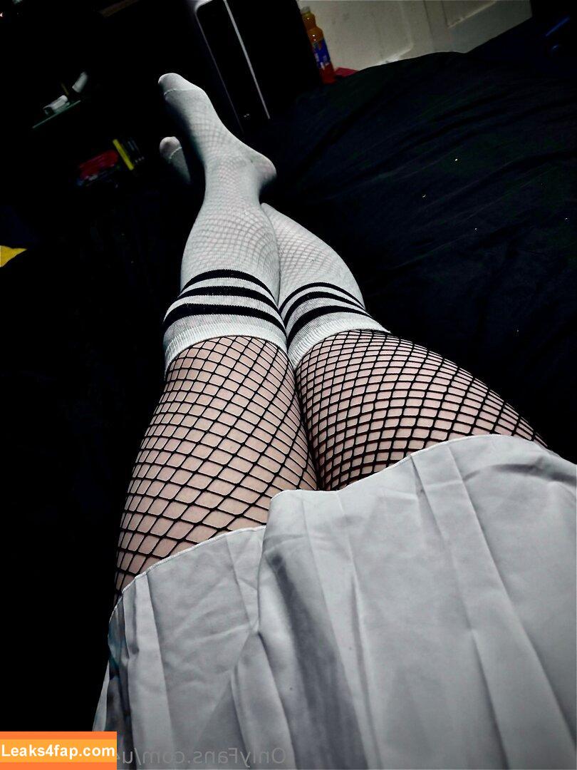 bananathefem / bananathebc leaked photo photo #0012