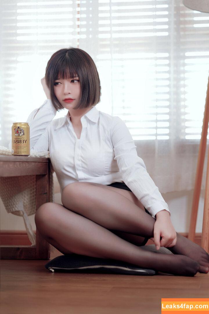 Banbanko / BANBANKO_ / 半半子 leaked photo photo #0030