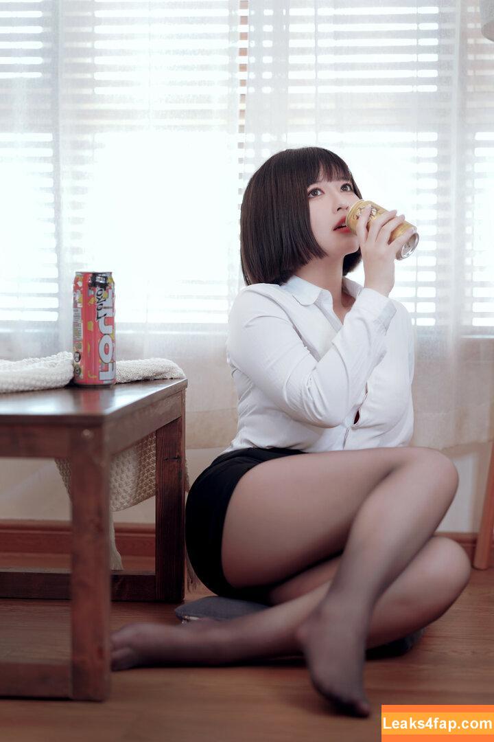 Banbanko / BANBANKO_ / 半半子 leaked photo photo #0032