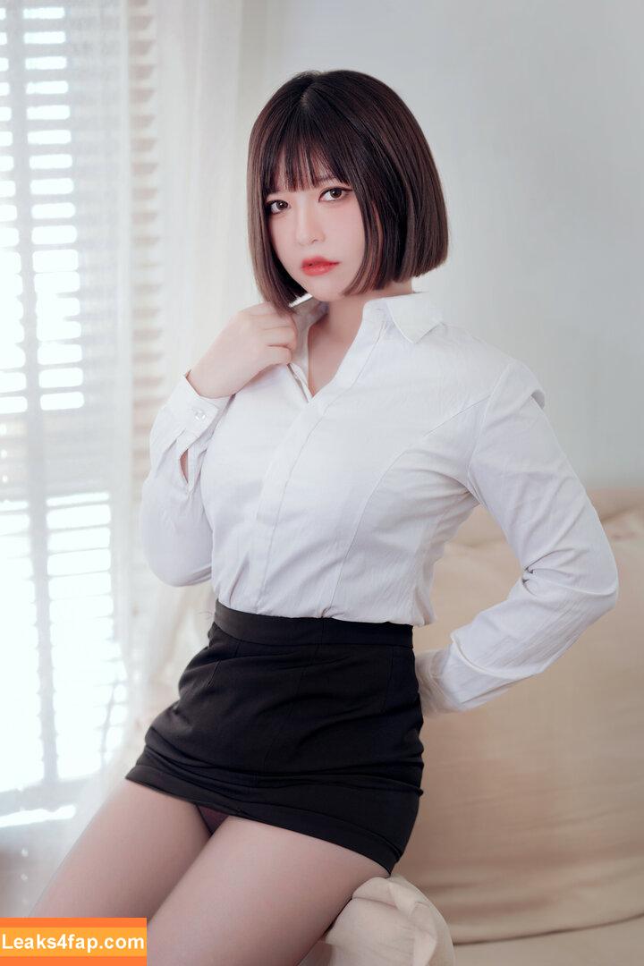 Banbanko / BANBANKO_ / 半半子 leaked photo photo #0036