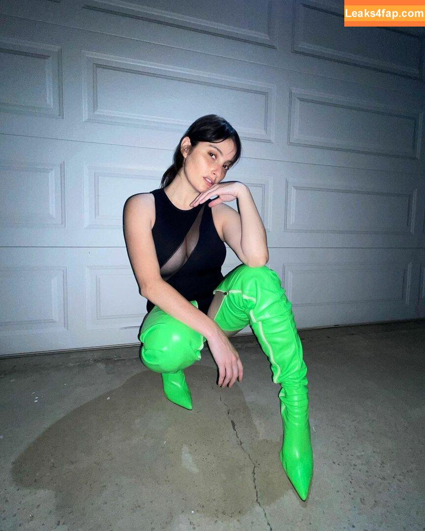 Banks / hernameisbanks leaked photo photo #0032